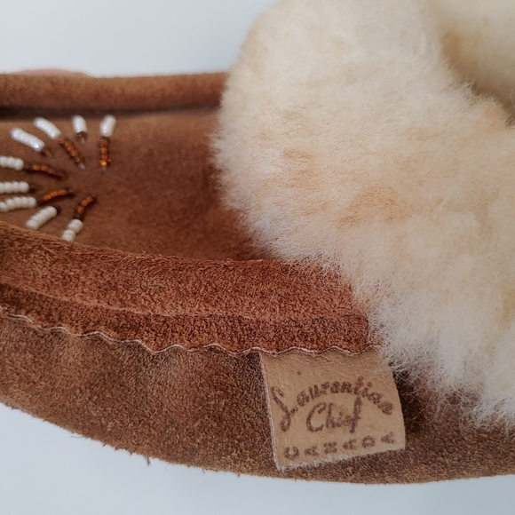 Laurentian Chief Suede Leather Sheepskin Fur Moccasins Beaded Size 6 / 6.5 - Picture 9 of 15